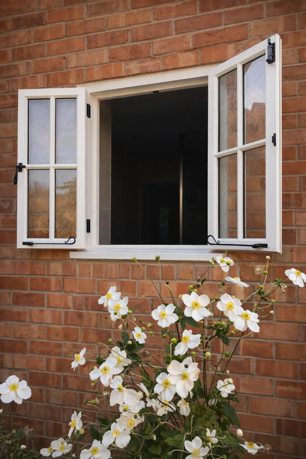 Timber flush casement window (6)