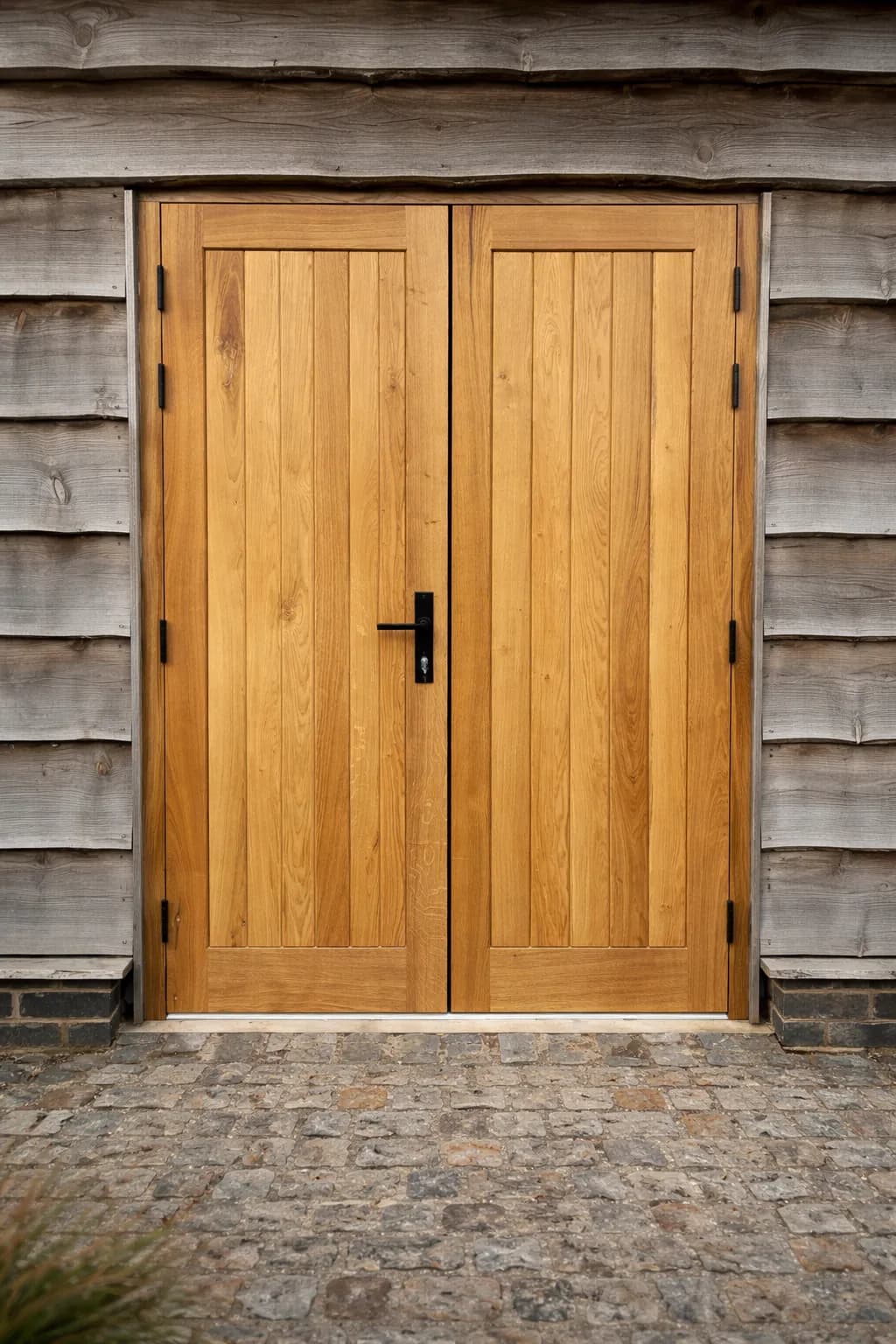 Architectural timber garage door (2)